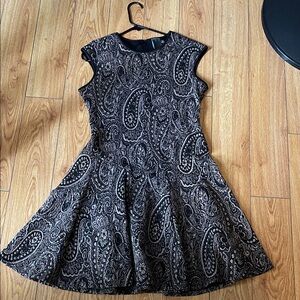 Gabby Skye Black Silver textured paisley fit & flare dress sleeveless size 8